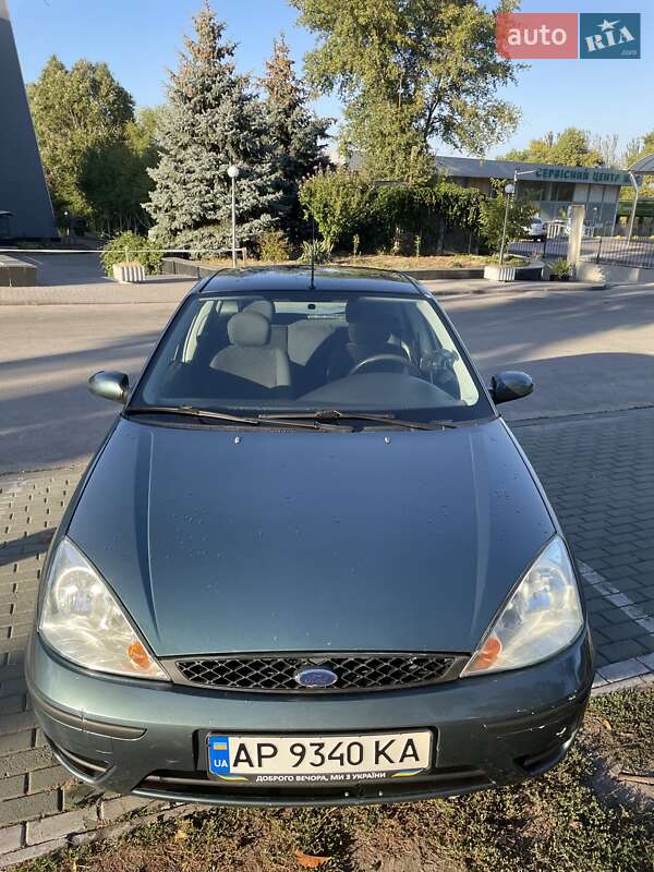 Хэтчбек Ford Focus 2003 в Запорожье