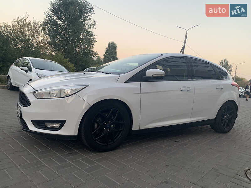 Хэтчбек Ford Focus 2016 в Черкассах фото 2 Хэтчбек Ford Focus 2016 в Черкассах