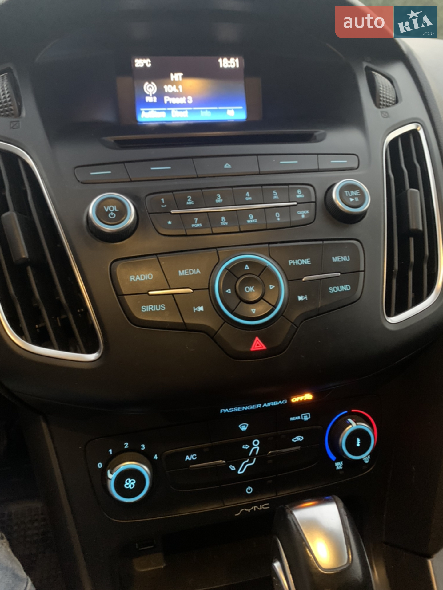 2016 Ford Focus - мініатюра 17