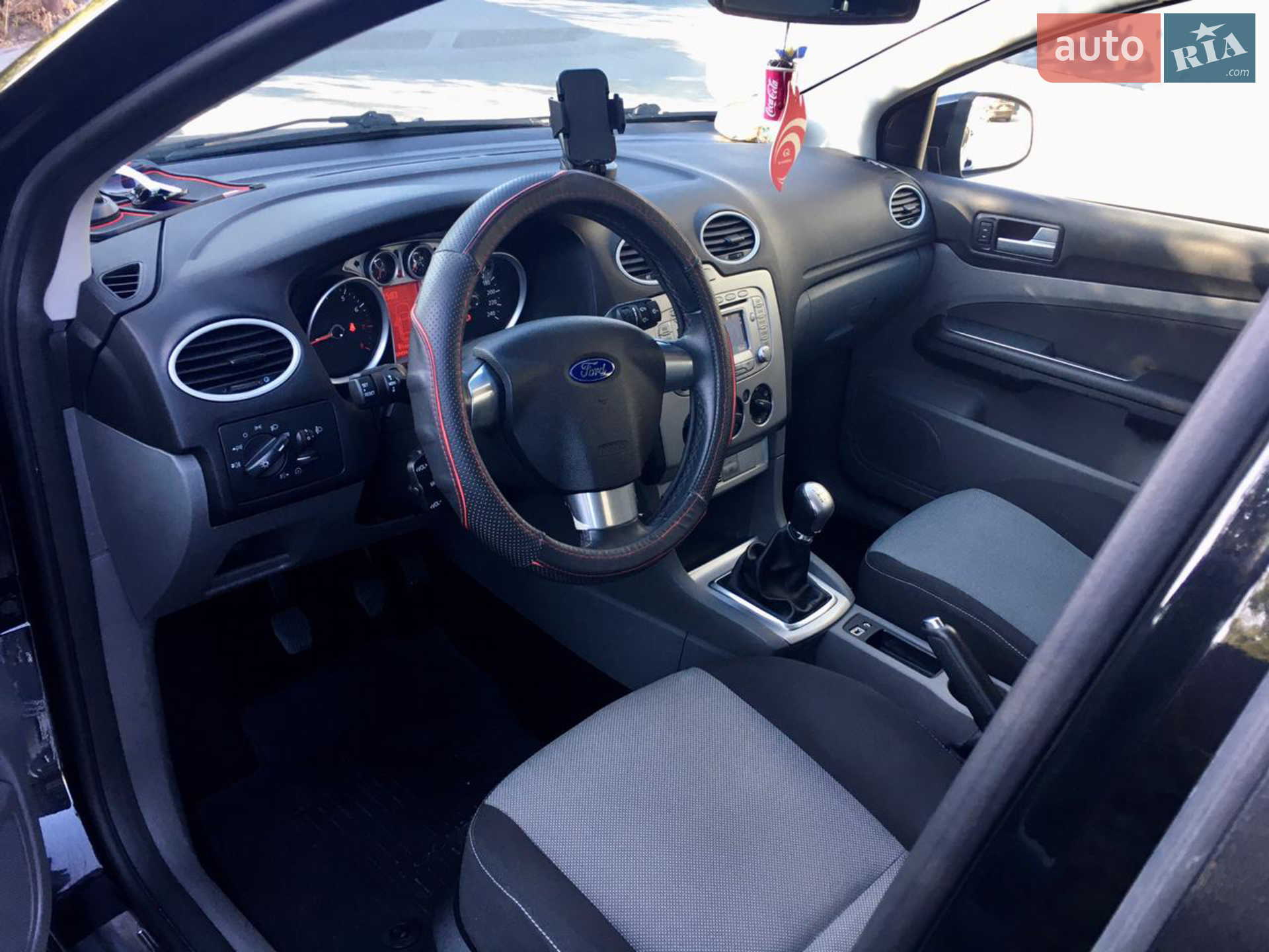 2010 Ford Focus - мініатюра 11