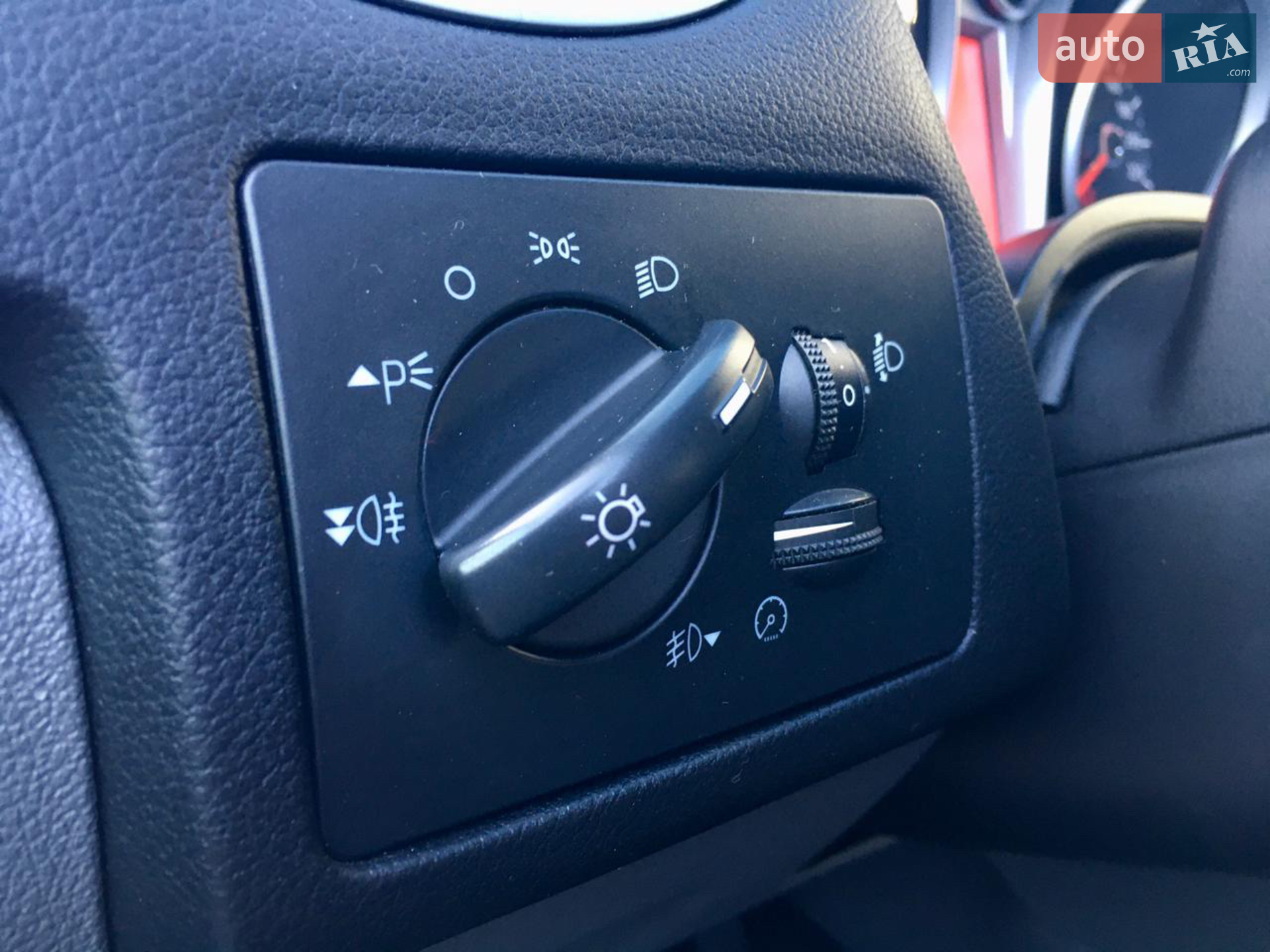 2010 Ford Focus - мініатюра 13