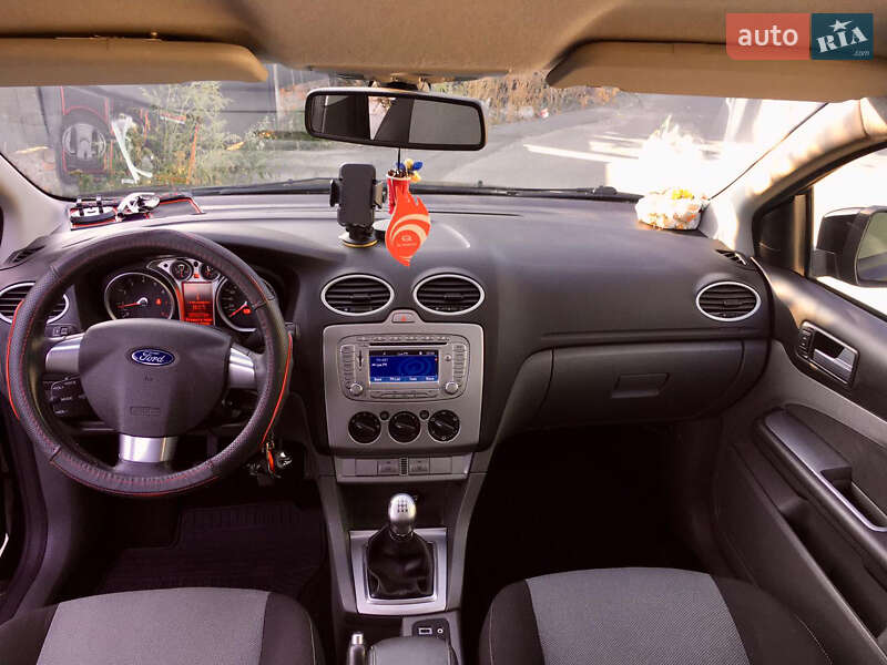 Универсал Ford Focus 2010 в Чернигове