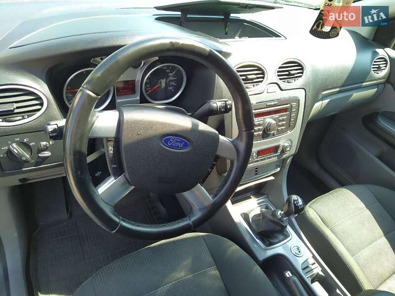 Универсал Ford Focus 2010 в Золочеве