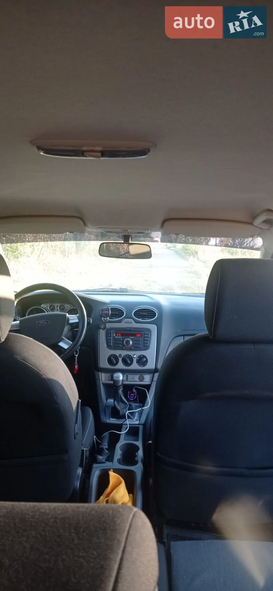 2010 Ford Focus - мініатюра 15