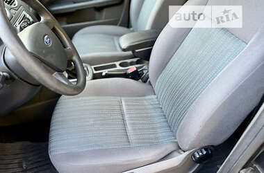 Седан Ford Focus 2005 в Хмельницькому
