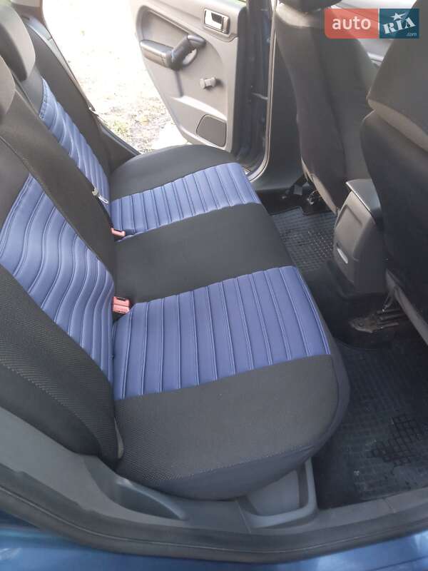 Хэтчбек Ford Focus 2006 в Тячеве фото 8 Хэтчбек Ford Focus 2006 в Тячеве