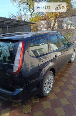 Универсал Ford Focus 2008 в Хороле