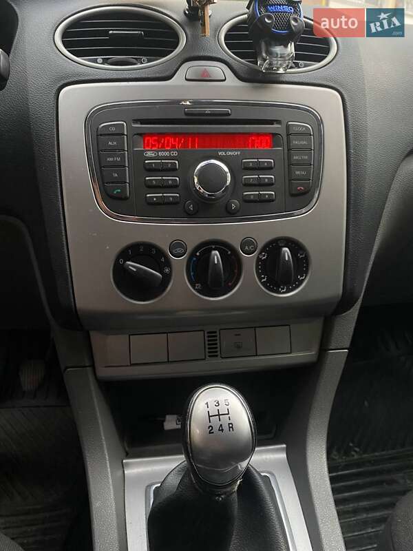 Универсал Ford Focus 2010 в Ивано-Франковске