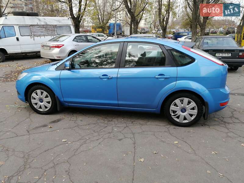 Хэтчбек Ford Focus 2010 в Киеве фото 3 Хэтчбек Ford Focus 2010 в Киеве