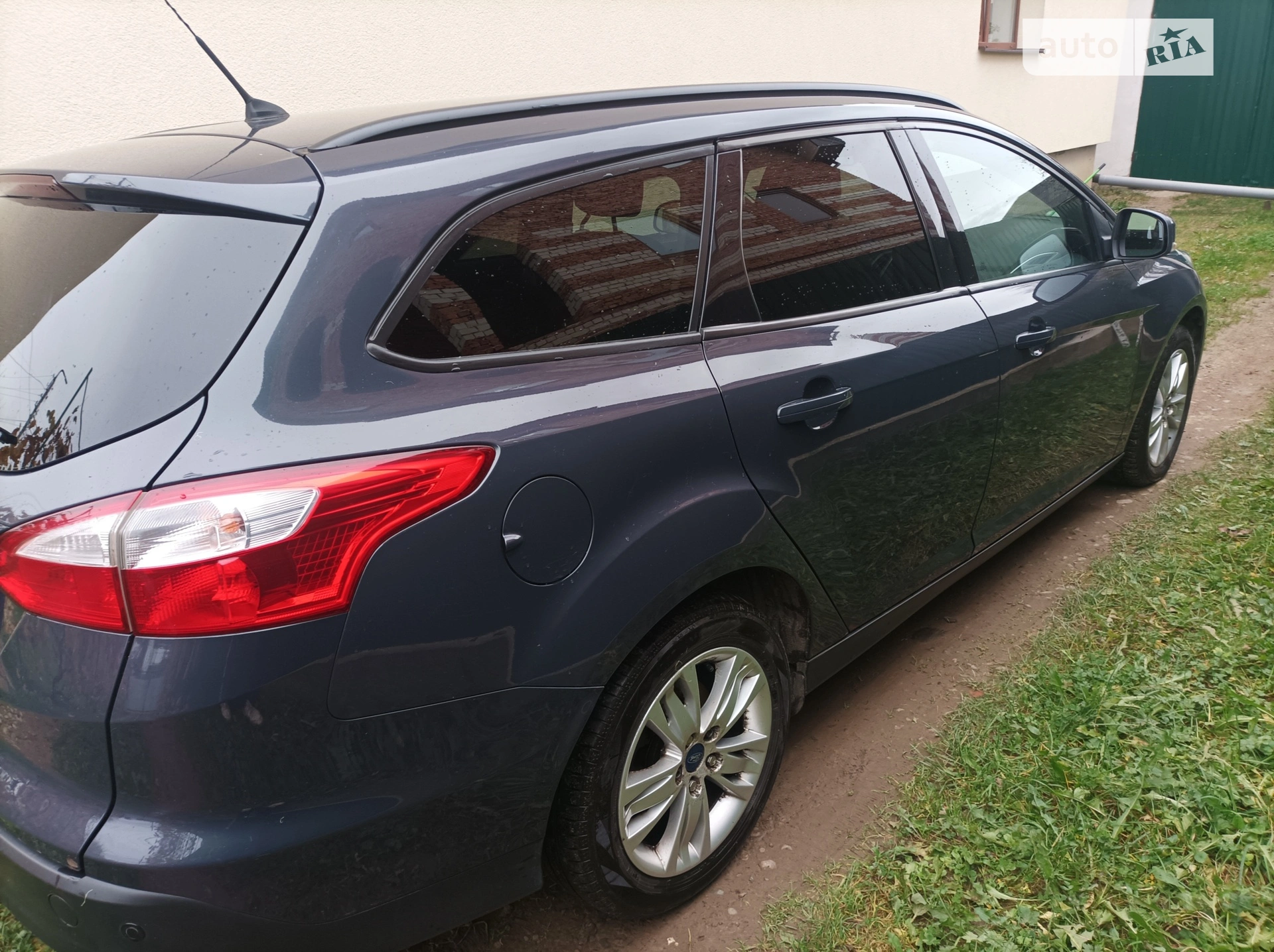 2011 Ford Focus - мініатюра 37