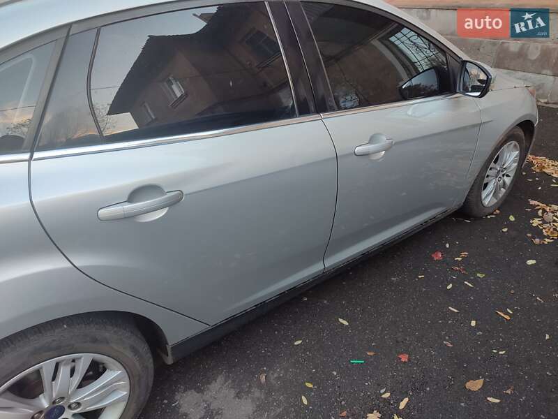 Седан Ford Focus 2012 в Кривом Роге