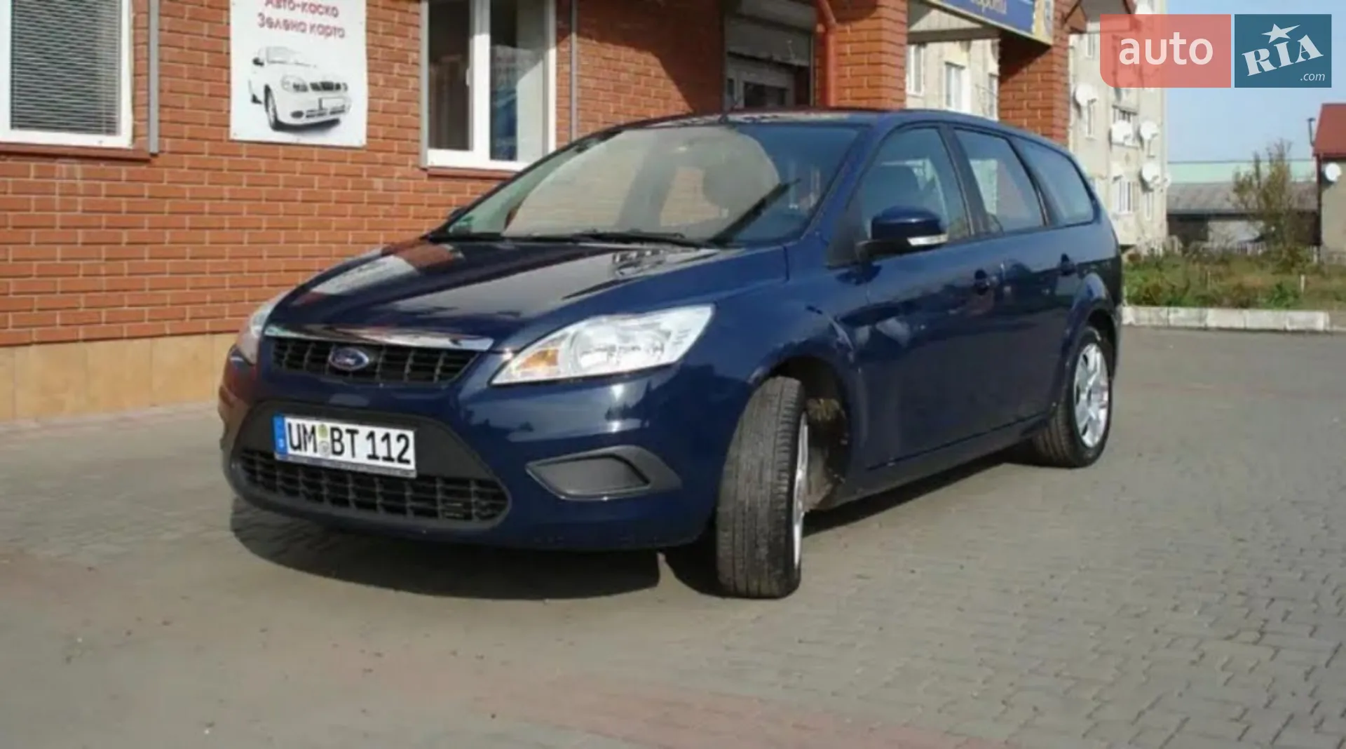 2010 Ford Focus - мініатюра 2