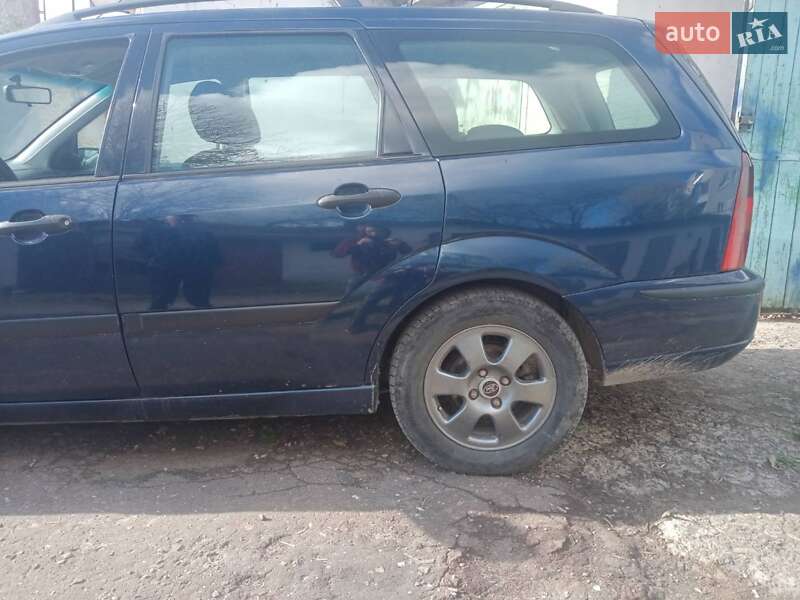 Универсал Ford Focus 2004 в Жовкве