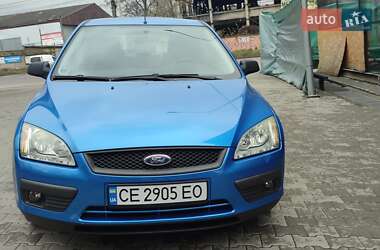 Хэтчбек Ford Focus 2005 в 