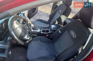 Седан Ford Focus 2013 в 