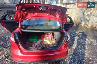 Седан Ford Focus 2013 в 