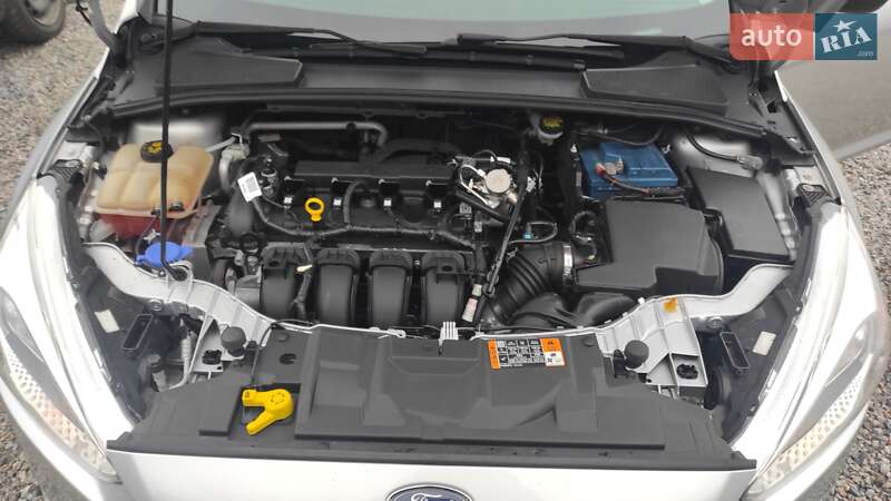 Седан Ford Focus 2016 в Запорожье