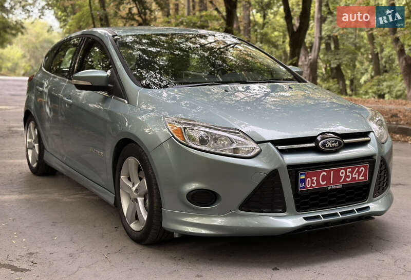 Хэтчбек Ford Focus 2012 в Ровно
