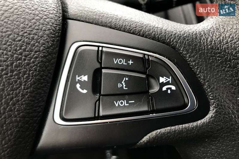 Седан Ford Focus 2018 в Днепре фото 20 Седан Ford Focus 2018 в Днепре