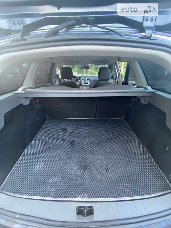 Універсал Ford Focus 2010 в Чернівцях фото 19 Універсал Ford Focus 2010 в Чернівцях