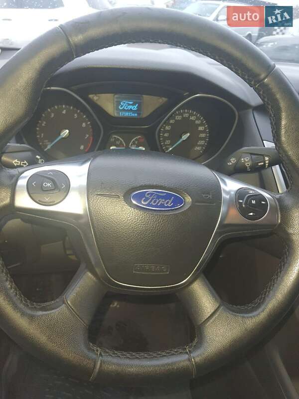 Седан Ford Focus 2013 в Умані фото 5 Седан Ford Focus 2013 в Умані