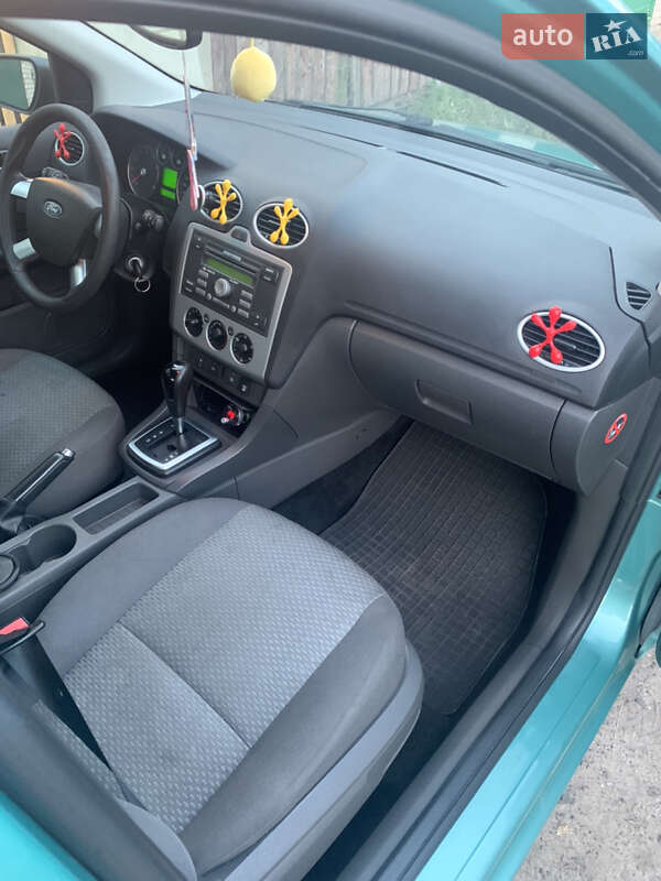 Хэтчбек Ford Focus 2007 в Маневичах