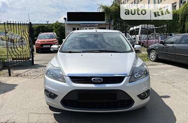 Хэтчбек Ford Focus 2008 в Южноукраинске