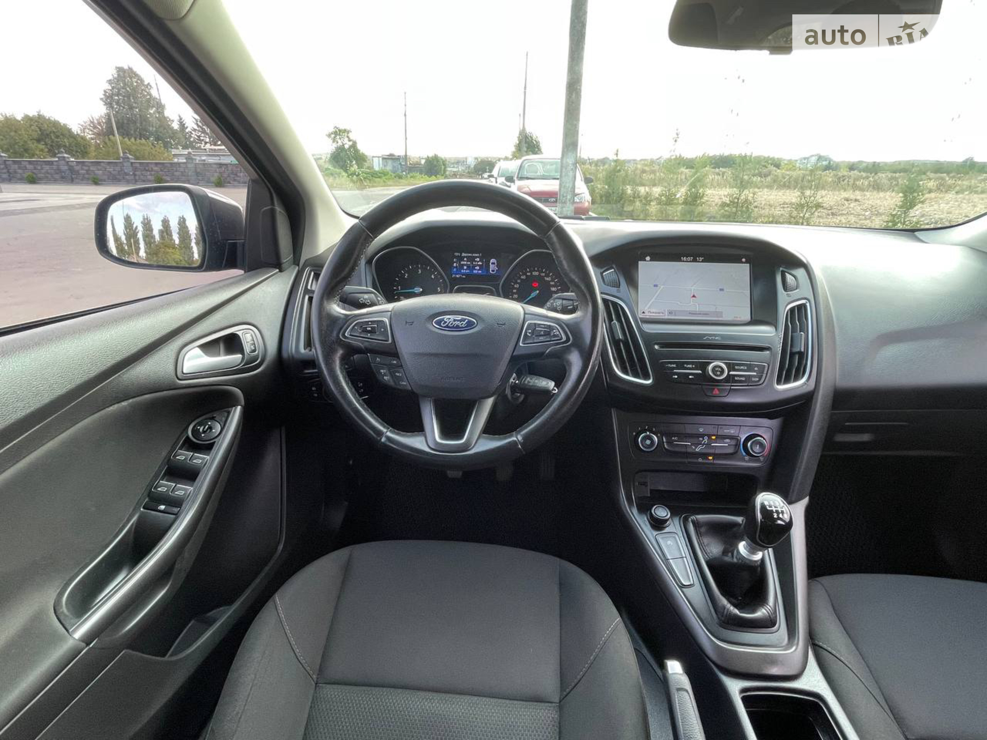 2016 Ford Focus - мініатюра 24