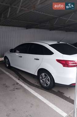 Седан Ford Focus 2017 в 