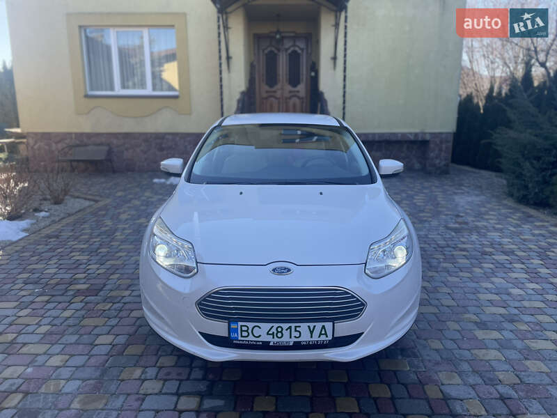 Хэтчбек Ford Focus 2014 в Львове фото 2 Хэтчбек Ford Focus 2014 в Львове