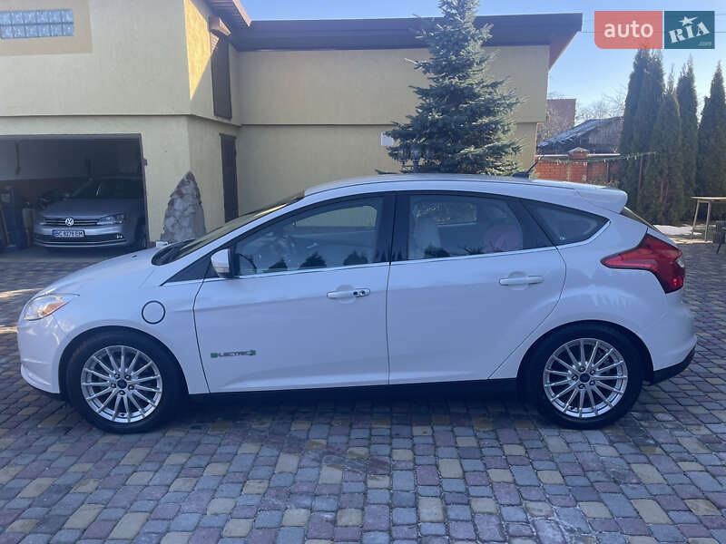 Хэтчбек Ford Focus 2014 в Львове фото 7 Хэтчбек Ford Focus 2014 в Львове