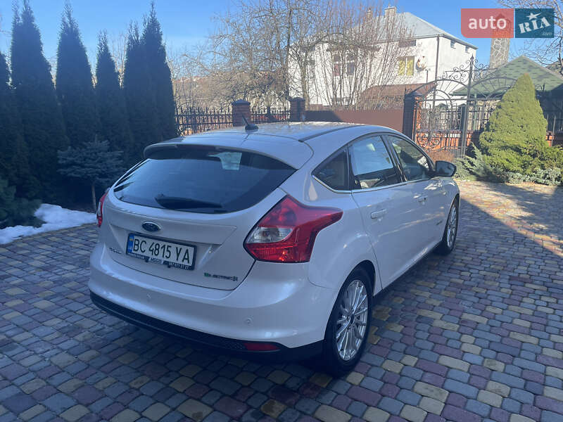 Хэтчбек Ford Focus 2014 в Львове фото 13 Хэтчбек Ford Focus 2014 в Львове
