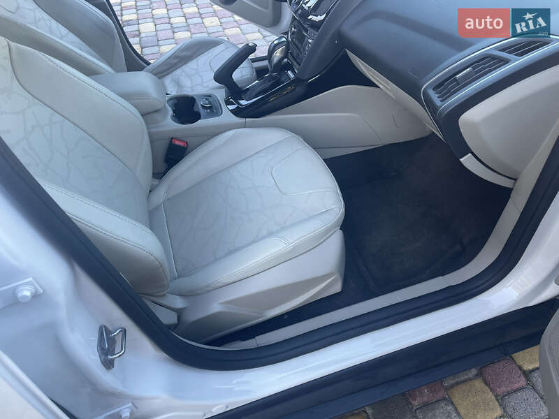 Хэтчбек Ford Focus 2014 в Львове фото 39 Хэтчбек Ford Focus 2014 в Львове