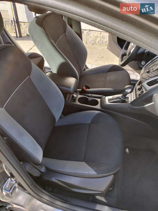 Седан Ford Focus 2014 в Березане фото 14 Седан Ford Focus 2014 в Березане