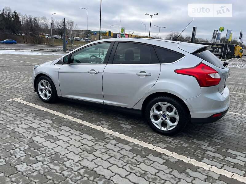 Хэтчбек Ford Focus 2011 в Львове фото 15 Хэтчбек Ford Focus 2011 в Львове