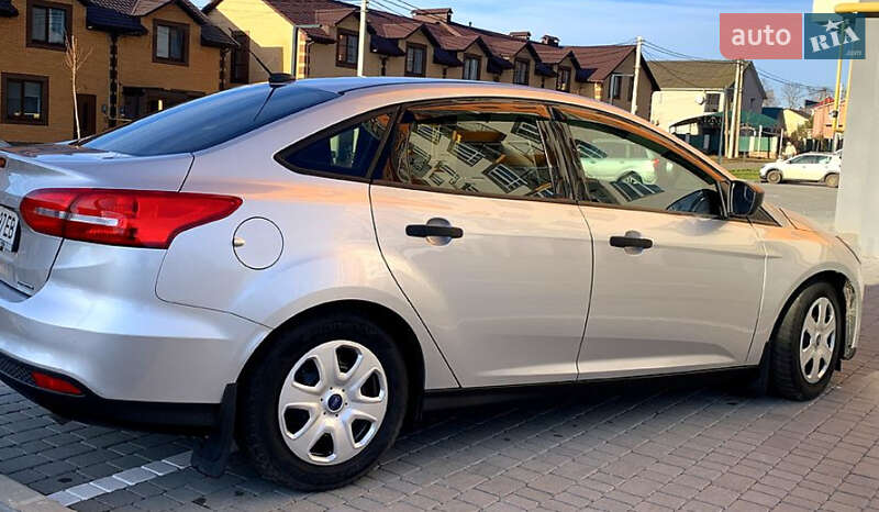 Седан Ford Focus 2015 в Жашкове