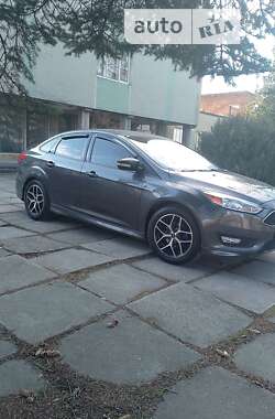 Седан Ford Focus 2015 в Стрию