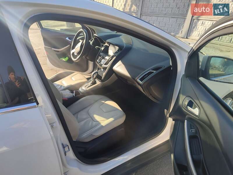 Седан Ford Focus 2016 в Днепре