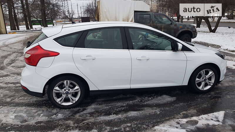Хэтчбек Ford Focus 2013 в Харькове