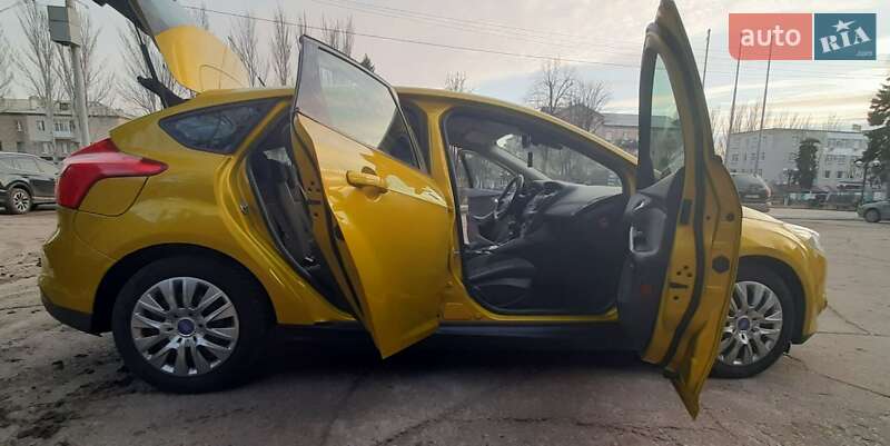 Хэтчбек Ford Focus 2011 в Харькове