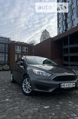 Седан Ford Focus 2015 в Днепре