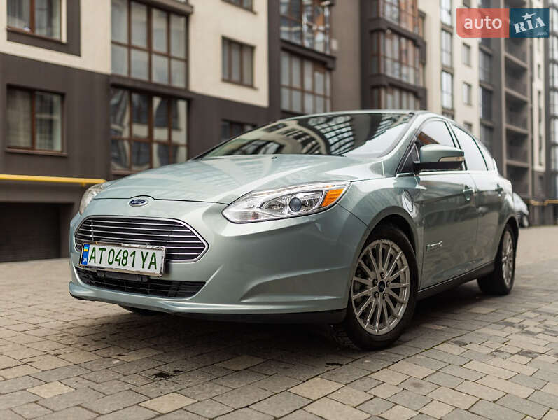 Хэтчбек Ford Focus 2013 в Ивано-Франковске