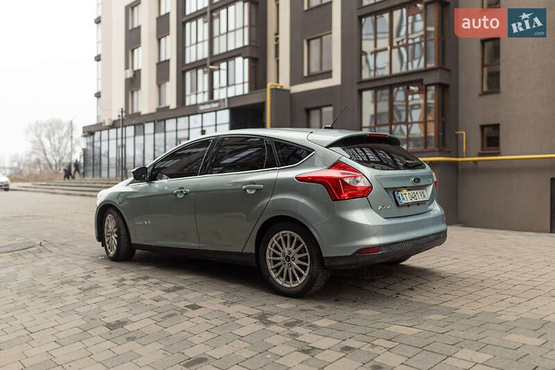 Хэтчбек Ford Focus 2013 в Ивано-Франковске