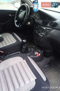 Седан Ford Focus 2001 в Гайсине