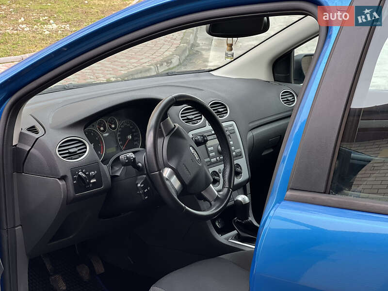 Хэтчбек Ford Focus 2005 в Тернополе