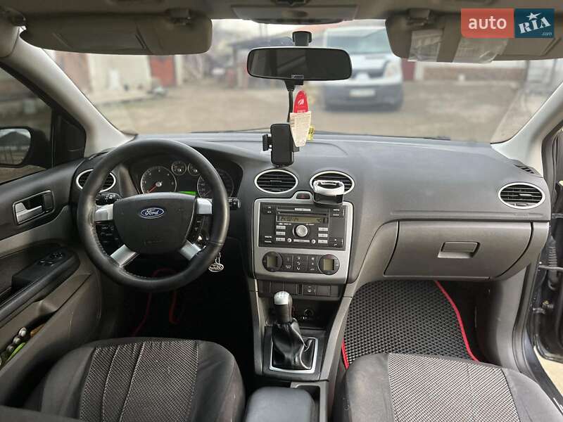 Универсал Ford Focus 2007 в Надворной