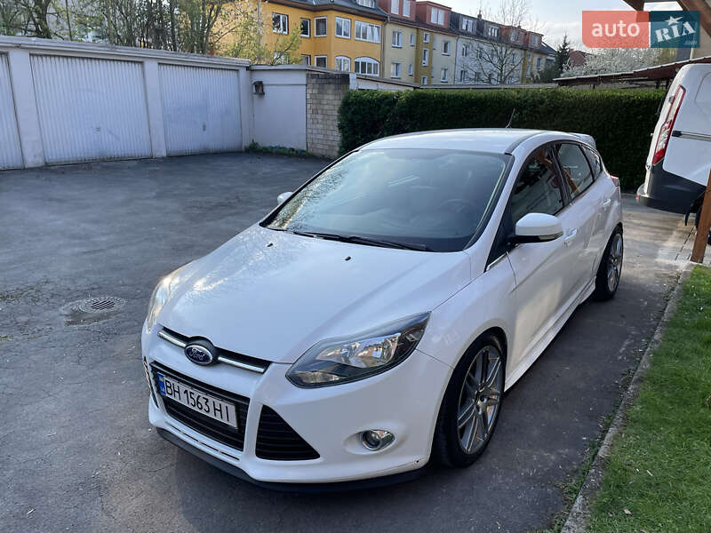 Хэтчбек Ford Focus 2013 в Одессе