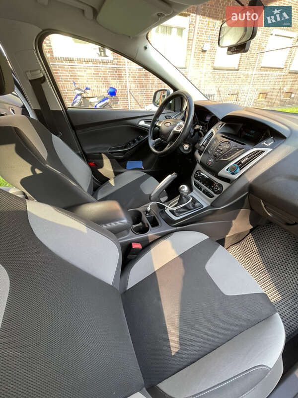 Хэтчбек Ford Focus 2013 в Одессе