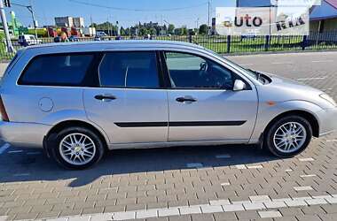 Универсал Ford Focus 2001 в Луцке