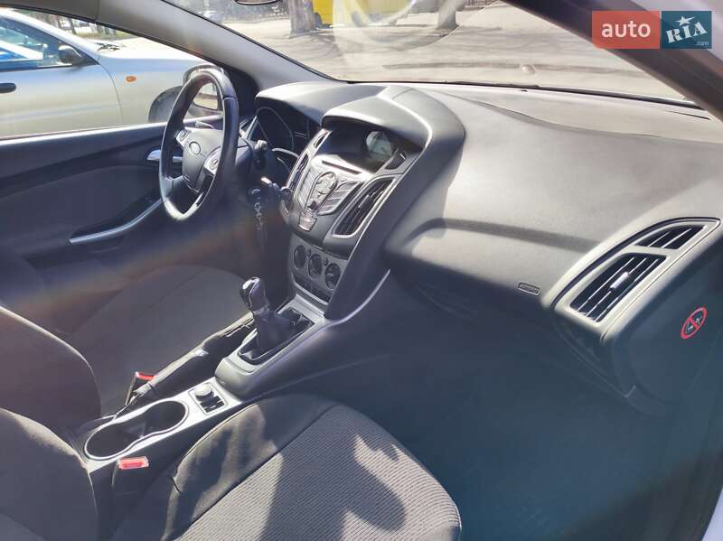 Хетчбек Ford Focus 2014 в Одесі